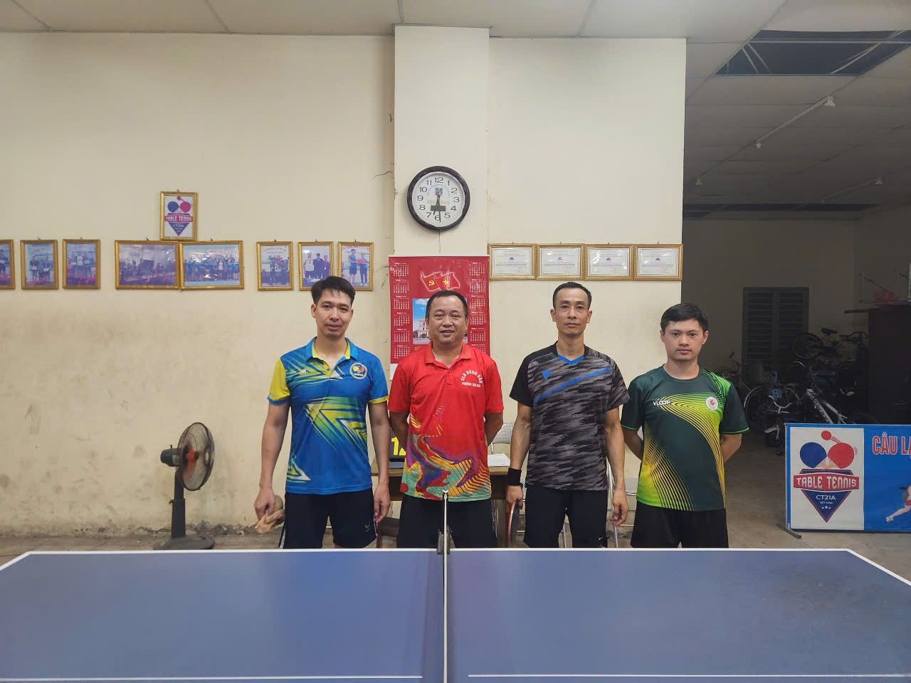 CT21 Viet Hung - Tan Mai vui ve 2.jpg