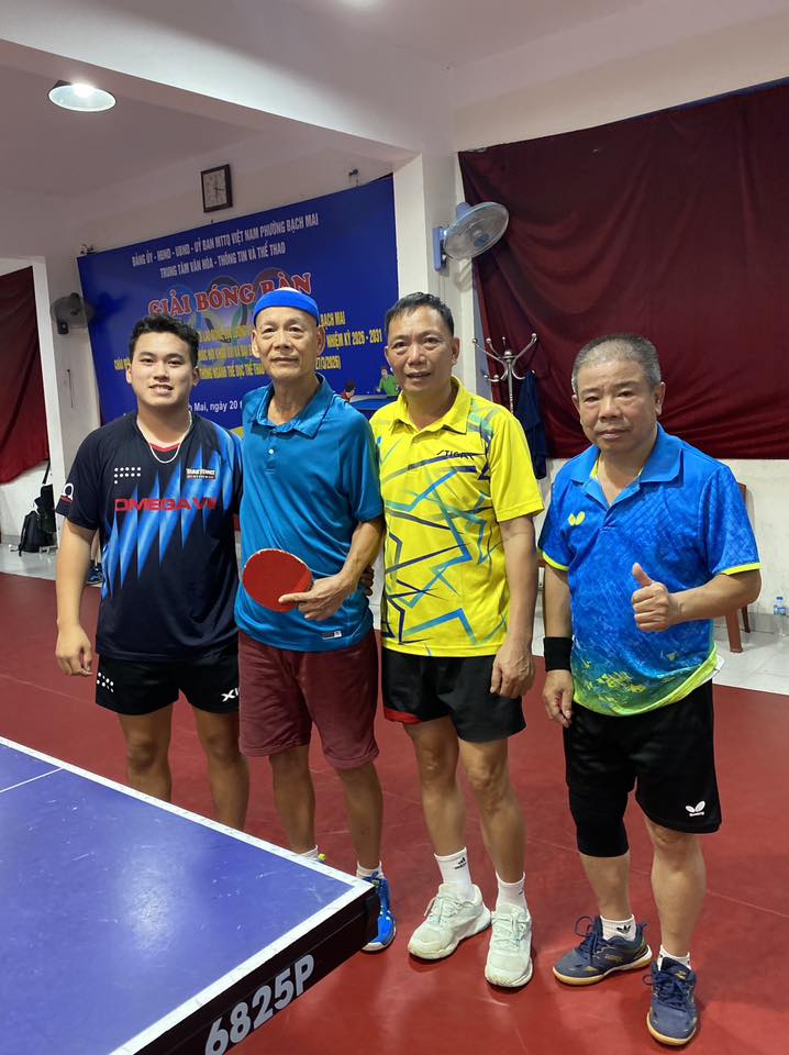 Hong Mai 2 - Mobi Hoang Chop 2.jpg